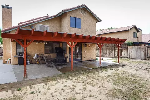44921 Caboose Dr, Lancaster, CA 93535 photo 14