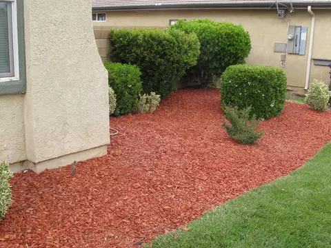 2125 Benfar Dr, Lancaster, CA 93535 photo 3