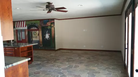43057 6th St, Lancaster, CA 93535 photo 15