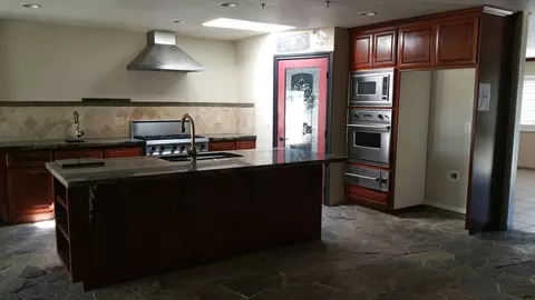 43057 6th St, Lancaster, CA 93535 photo 18