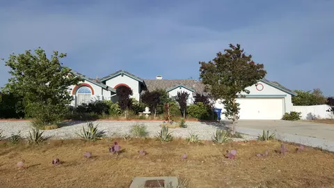 35918 55 Th St E, Palmdale, CA 93552 photo 1