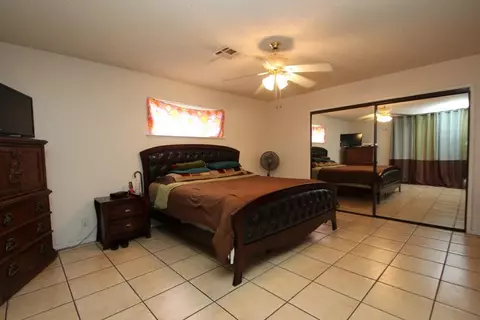 1020 Avenue J10 E, Lancaster, CA 93535 photo 8