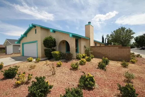1020 Avenue J10 E, Lancaster, CA 93535 photo 17