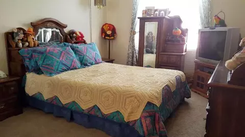 5653 Eisenhower Way, Palmdale, CA 93552 photo 9