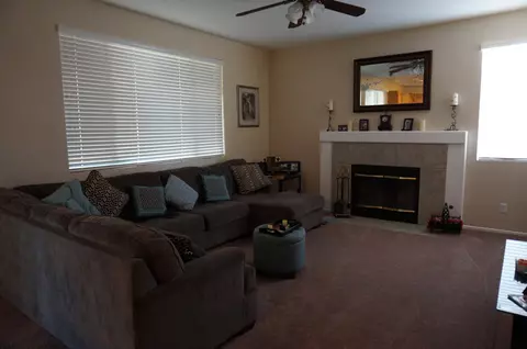 45649 Coventry Ct, Lancaster, CA 93534 photo 6