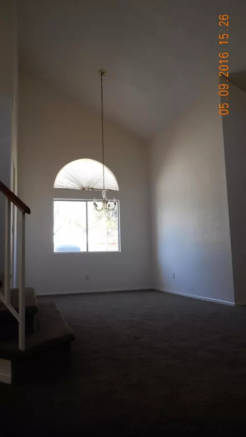 2639 Avoca St, Lancaster, CA 93535 photo 4