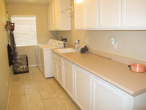 10434 Oxford Rd, Phelan, CA 92371 photo 22