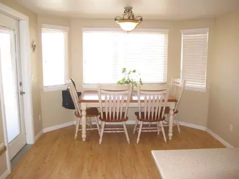 10434 Oxford Rd, Phelan, CA 92371 photo 21