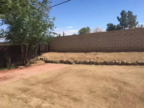 2212 Balmont St, Lancaster, CA 93536 photo 7