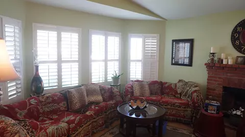 43820 Silver Bow Rd, Lancaster, CA 93535 photo 2