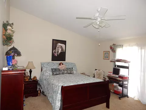 1535 Avenue J6 E, Lancaster, CA 93535 photo 13
