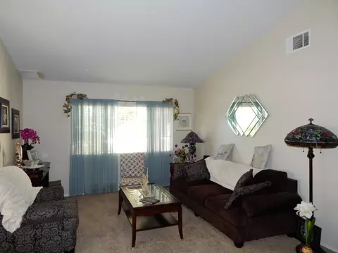 1535 Avenue J6 E, Lancaster, CA 93535 photo 4