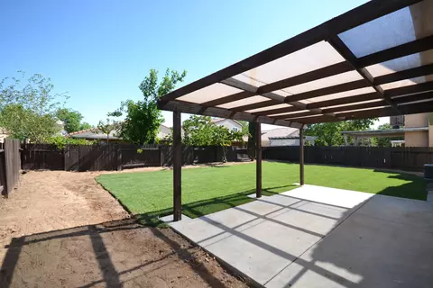1117 Kildare St E, Lancaster, CA 93535 photo 17