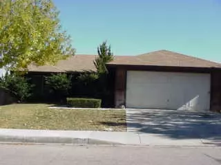37516 17th St E, Palmdale, CA 93550 photo 1