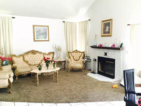 43734 Castle Cir, Lancaster, CA 93535 photo 2