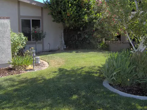 2821 Perfect Pl, Lancaster, CA 93536 photo 4