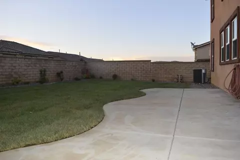 37533 Ruby Red Ln, Palmdale, CA 93551 photo 17