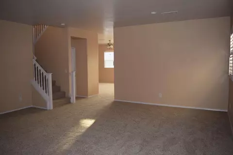37533 Ruby Red Ln, Palmdale, CA 93551 photo 4