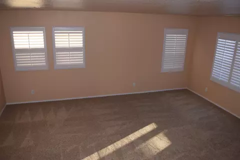 37533 Ruby Red Ln, Palmdale, CA 93551 photo 6