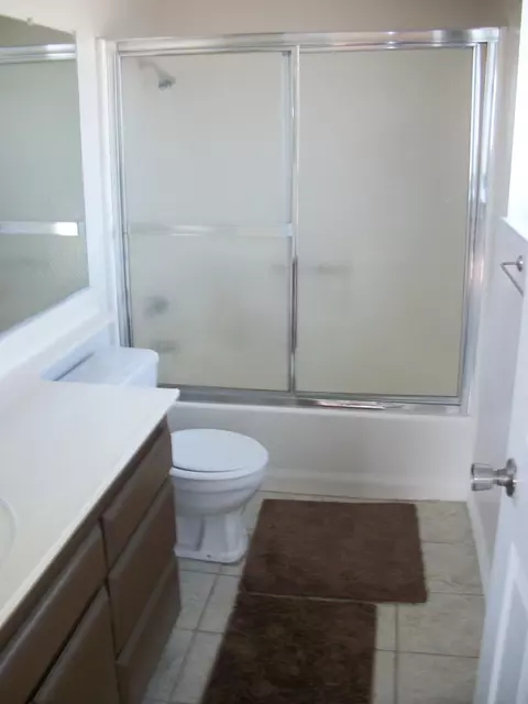 40644 169th St, Lancaster, CA 93535 photo 8