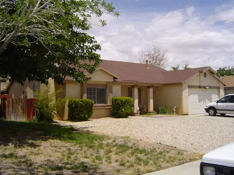3013 Echo Dr, Rosamond, CA 93560 photo 6