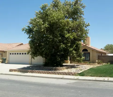 3252 Eagle Way, Rosamond, CA 93560 photo 1