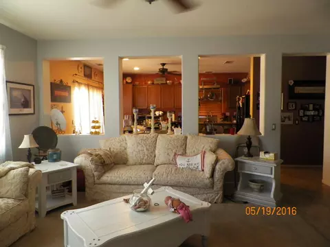 43148 Carpenter Dr, Lancaster, CA 93535 photo 7