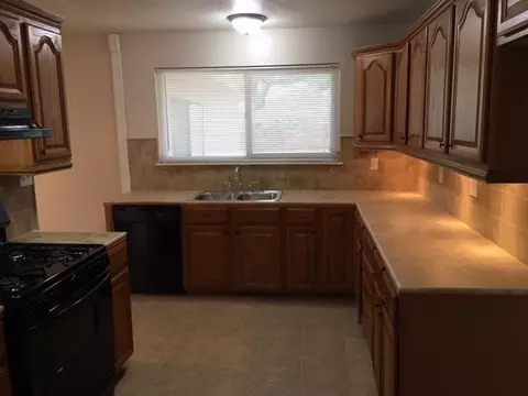 43844 Fig Ave, Lancaster, CA 93534 photo 13