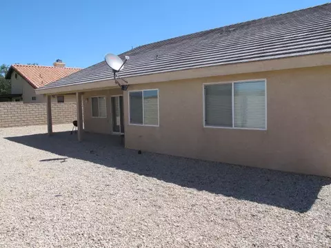 27924 Fairacres, Helendale, CA 92342 photo 2