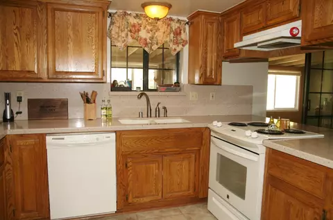 26651 Bear Valley Rd, Tehachapi, CA 93561 photo 5
