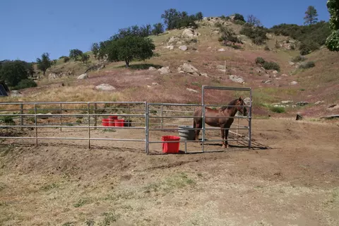 26651 Bear Valley Rd, Tehachapi, CA 93561 photo 29