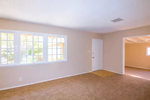 1411 Jenner St, Lancaster, CA 93534 photo 5