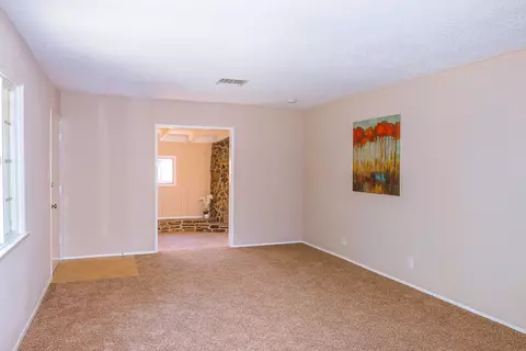 1411 Jenner St, Lancaster, CA 93534 photo 4