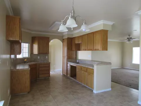 19601 Meadows Rd, Tehachapi, CA 93561 photo 8