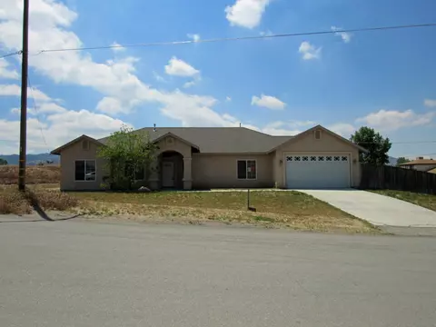 19601 Meadows Rd, Tehachapi, CA 93561 photo 1
