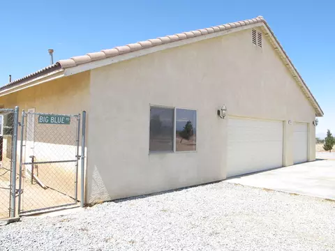 6930 Mesquite Rd, Phelan, CA 92371 photo 5