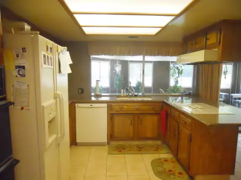 2626 Space Ct, Lancaster, CA 93536 photo 4
