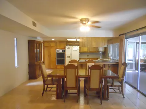 2626 Space Ct, Lancaster, CA 93536 photo 2