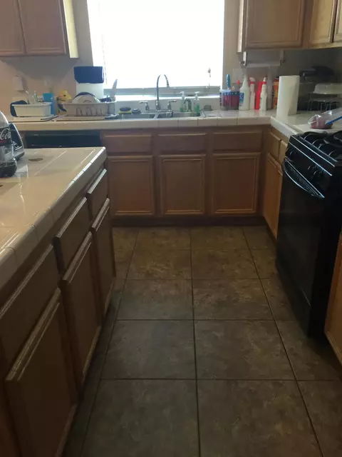 45565 Robinson Dr, Lancaster, CA 93535 photo 13
