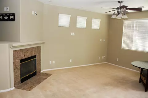 44158 Amethyst St, Lancaster, CA 93536 photo 5
