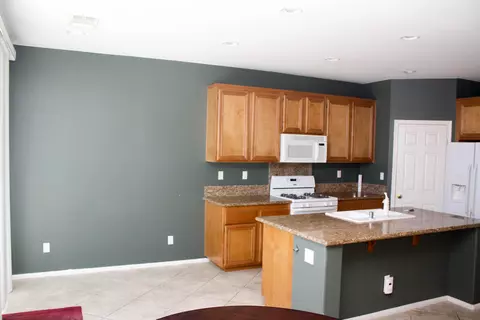 44158 Amethyst St, Lancaster, CA 93536 photo 7