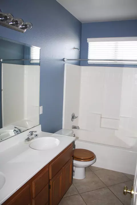44158 Amethyst St, Lancaster, CA 93536 photo 12
