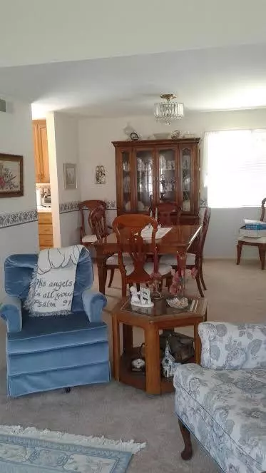 2640 Harmony Way E, Lancaster, CA 93535 photo 4