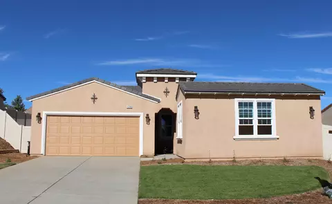 1308 Arabella Ct, Tehachapi, CA 93561 photo 2