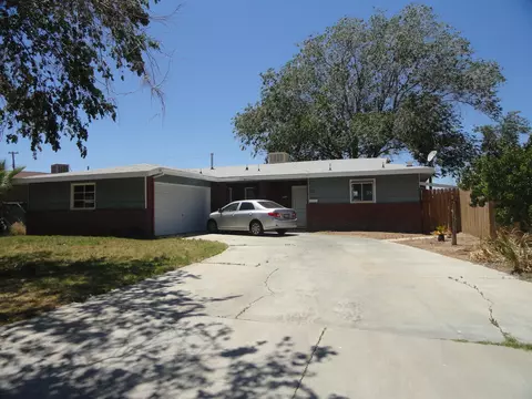 43921 2nd St E, Lancaster, CA 93535 photo 1