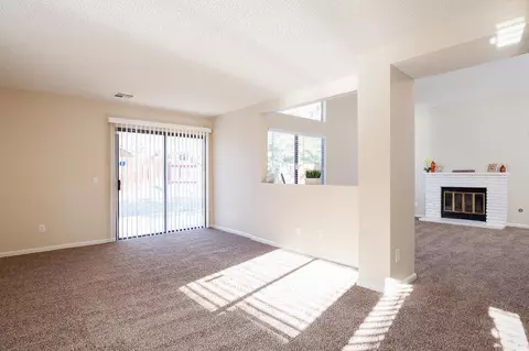 646 Jackman St E, Lancaster, CA 93535 photo 6