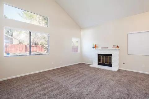 646 Jackman St E, Lancaster, CA 93535 photo 5