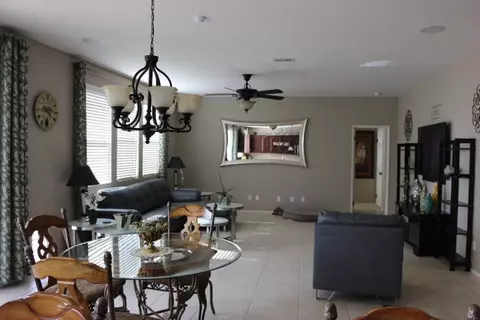 44206 Rucker St, Lancaster, CA 93535 photo 25