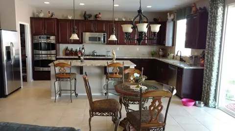 44206 Rucker St, Lancaster, CA 93535 photo 16