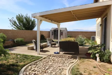 44206 Rucker St, Lancaster, CA 93535 photo 58